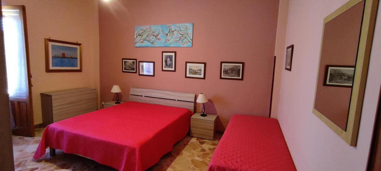 Villalba Castellammare del Golfo Bagian luar foto