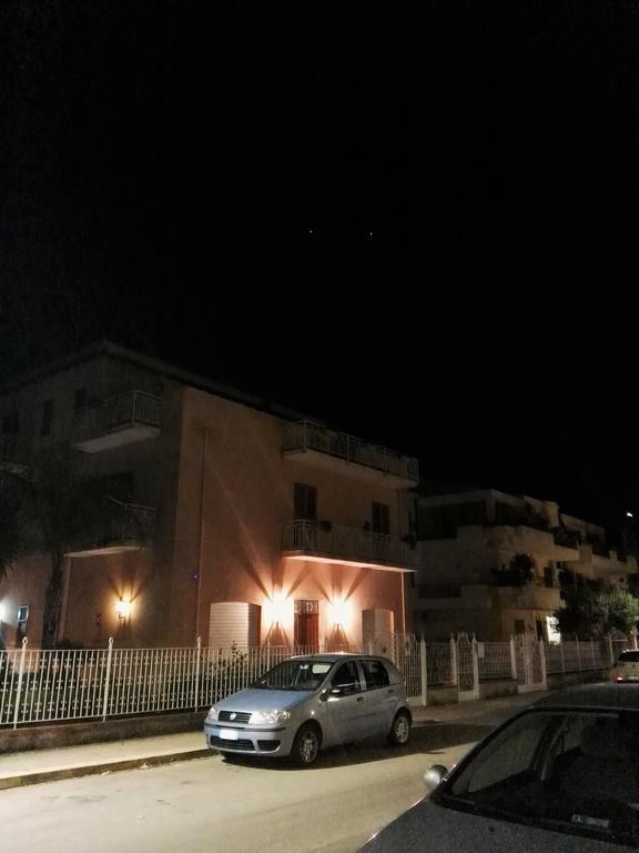 Villalba Castellammare del Golfo Bagian luar foto