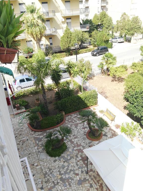 Villalba Castellammare del Golfo Bagian luar foto
