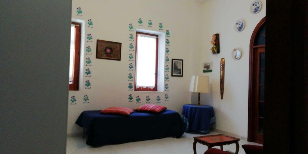 Villalba Castellammare del Golfo Bagian luar foto
